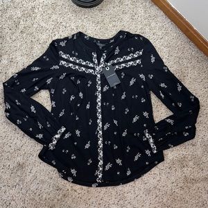 NWT Lucky Brand Black Floral Cotton Button Down Shirt- Small